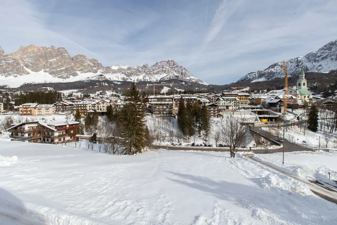 Apartment Dolomiti Sweet Lodge Cortina d'Ampezzo Italy